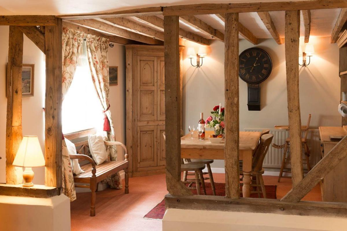Wren Cottage, A Very Cosy Historic Coastal Cottage In A Pretty Little Village Wickham Market Eksteriør bilde
